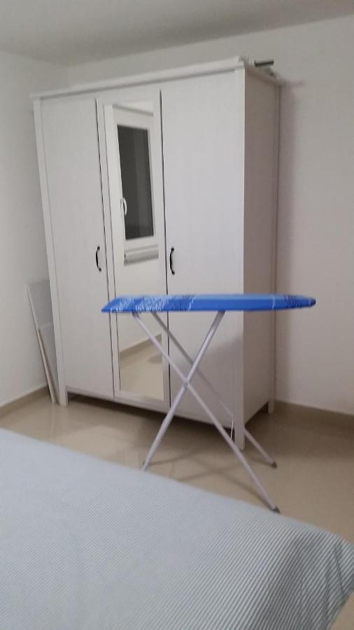 Apartments Zanic With Private Swimming Pool And Sea View Стариград-Пакленица Екстериор снимка