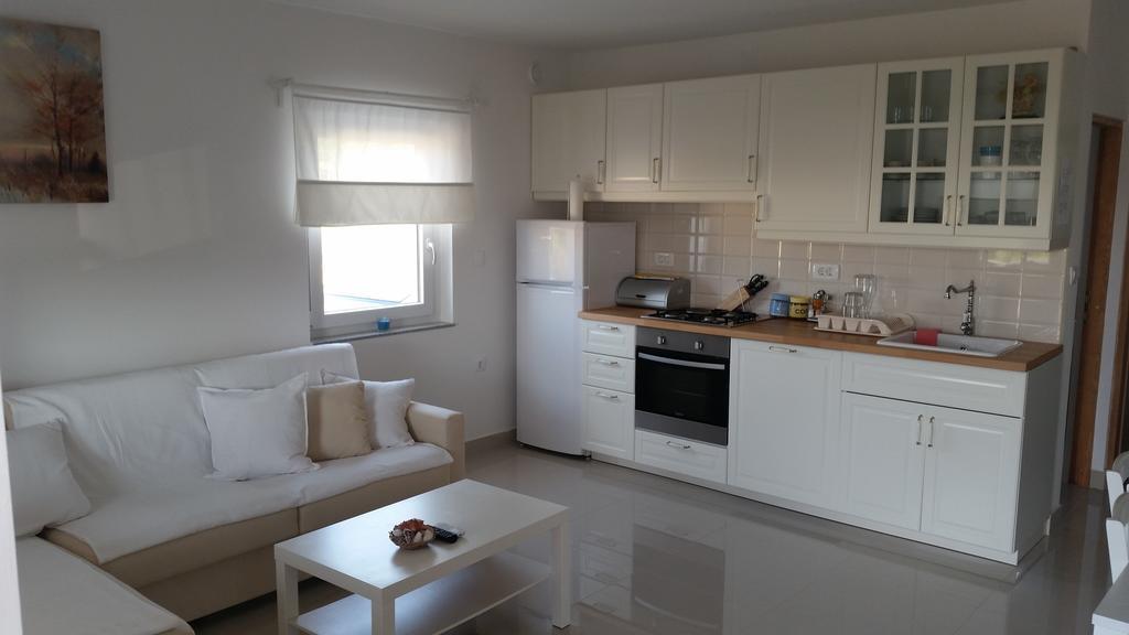 Apartments Zanic With Private Swimming Pool And Sea View Стариград-Пакленица Екстериор снимка