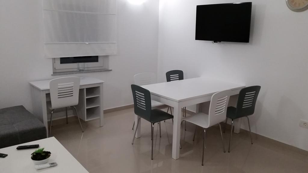Apartments Zanic With Private Swimming Pool And Sea View Стариград-Пакленица Екстериор снимка