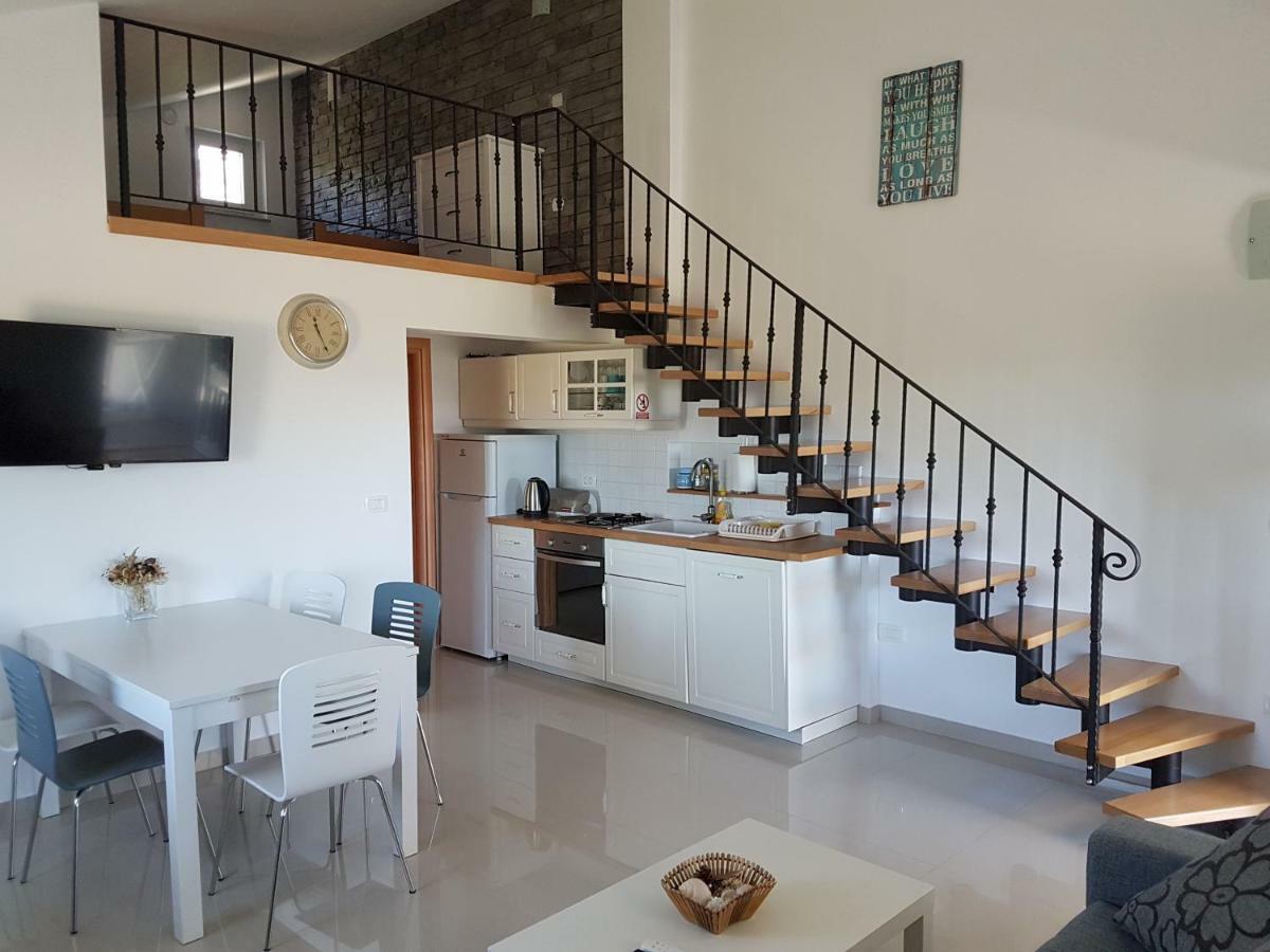 Apartments Zanic With Private Swimming Pool And Sea View Стариград-Пакленица Екстериор снимка